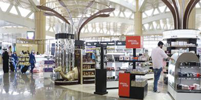 مطارات الرياض تدشن البوابات الجديدة لرحلات السفر إلى أمريكا وبريطانيا وكندا 