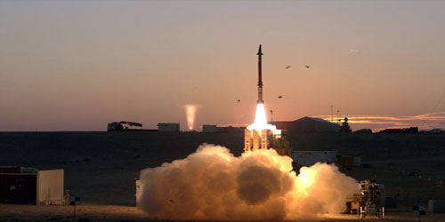 إسرائيل تطلق صاروخين لاعتراض صواريخ سورية قرب مرتفعات الجولان 