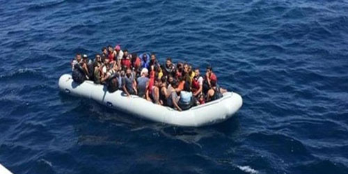 حرس السواحل الليبية تنقذ 31 مهاجرًا شمال زوارة غرب ليبيا 