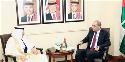 د. العثيمين بحث مع وزير الخارجية الأردني القضايا الدولية والإقليمية 