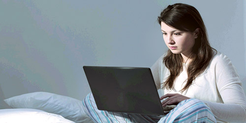 الإنترنت السريع في المنزل يؤثر سلباً على نوعية النوم 