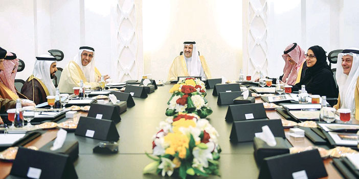  الأمير فيصل بن سلمان يترأس الاجتماع