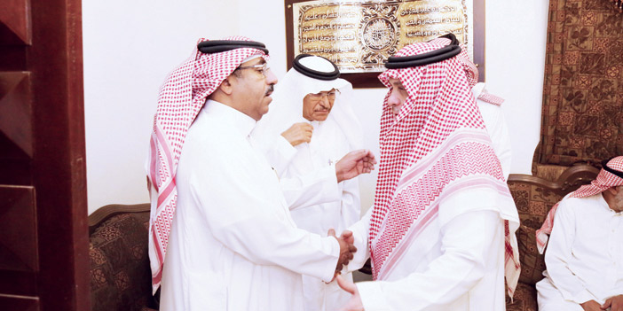  د. سعود المصيبيح يتلقى التعازي