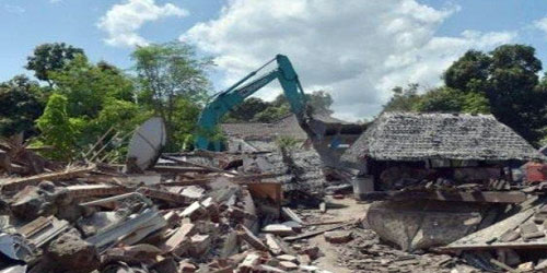 ارتفاع حصيلة ضحايا زلزال لومبوك في إندونيسيا إلى أكثر من 400 قتيل 