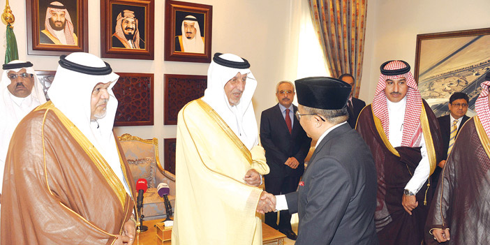  لقطات من استقبال سمو أمير منطقة مكة المكرمة لرؤساء البعثات الدبلوماسية في جدة