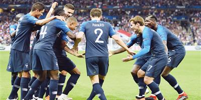 فرنسا تلدغ هولندا بثنائية وتنتزع انتصارها الأول بعد التتويج بكأس العالم 
