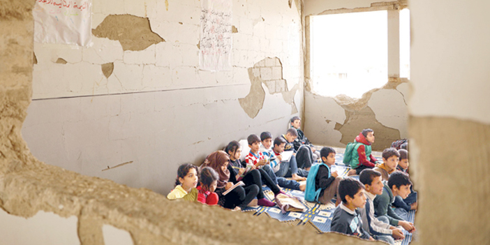 صف دراسي للإعدادي دمرته الحرب بمدينة مورك بمحافظة حماة 