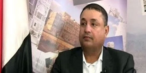 «باقزقوز» يستقيل من منصبه ويفضح ممارسات الميليشيات 