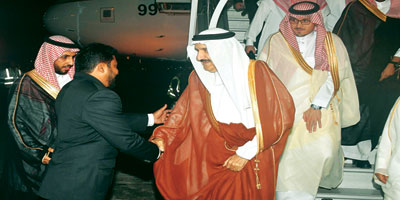 نيابة عن الملك.. الأمير منصور بن متعب يحضر مراسم تنصيب رئيس المالديف 