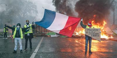 فرنسا...الشعب يريد إسقاط الديمقراطية 