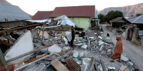 430 قتيلاً حصيلة ضحايا تسونامي إندونيسيا 