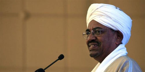 الرئيس السوداني يؤكد أنه لا يمانع في تسليم السلطة 