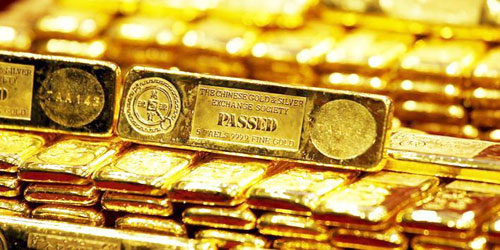 أسعار الذهب ترتفع مع تراجع الدولار 