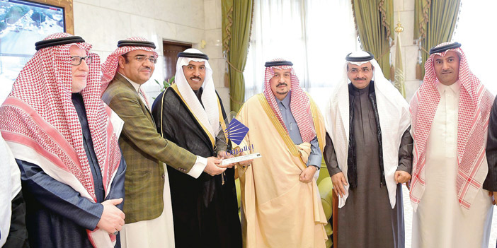  أمير منطقة الرياض خلال الاستقبال
