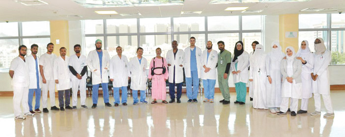  الفريق الطبي بمدينة الملك عبدالله الطبية بالعاصمة المقدسة