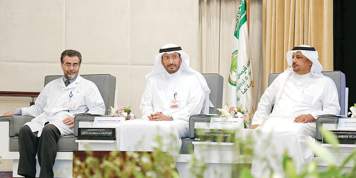 «التخصصي» يحتفل بتخريج 112 سعوديًا وسعودية في البرامج الصحية وتطوير الكفاءات السعودية 