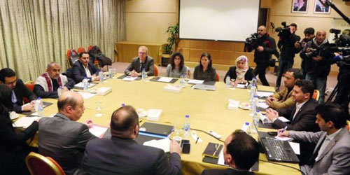 بدء اجتماعات بين ممثلي الحكومة اليمنية ومليشيا الحوثي في الأردن 
