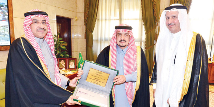 الأمير فيصل بن بندر يدّشن الحملة الخليجية الرابعة للتوعية بالسرطان 2019 