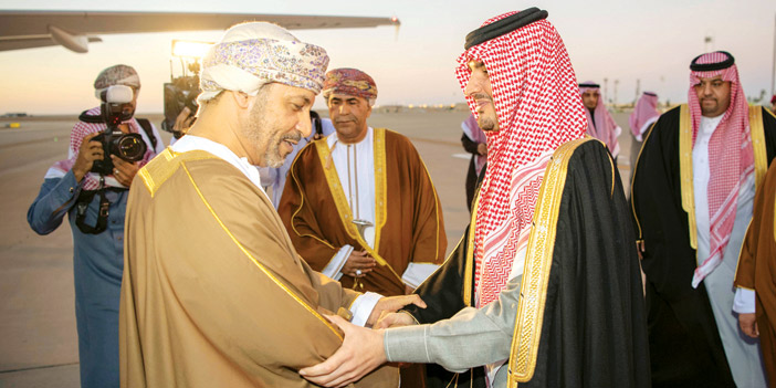 الأمير عبدالعزيز بن سعود يستقبل وزير الداخلية العماني 