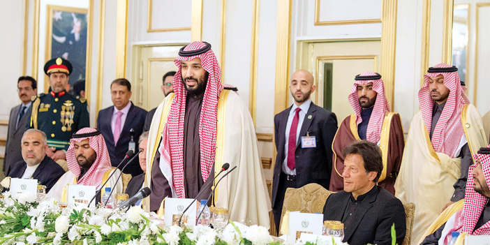  ولي العهد يلقي كلمة خلال حفل العشاء الذي أقامه رئيس الوزراء الباكستاني