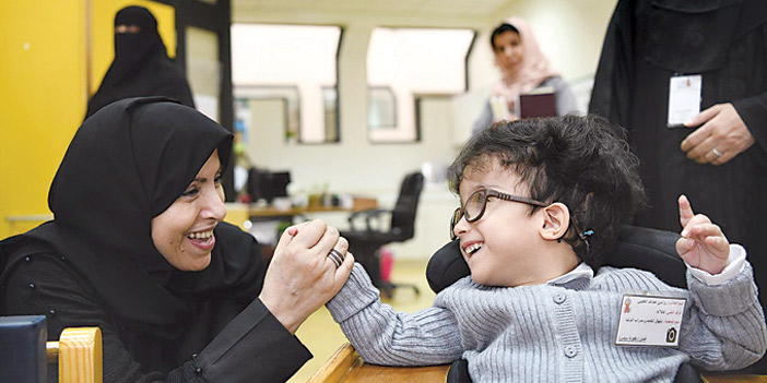الدكتورة العواد تزور مقر مركز الملك فهد لرعاية الأطفال المعوقين 