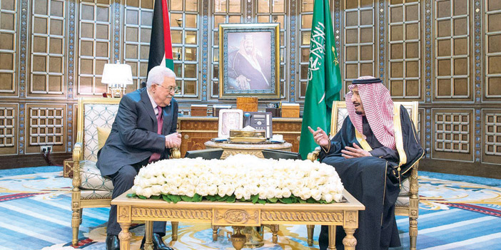  خادم الحرمين الشريفين في لقاء سابق مع الرئيس الفلسطيني