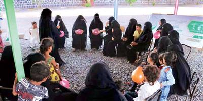 جلسات إرشادية لأمهات الأيتام في محافظات يمنية 