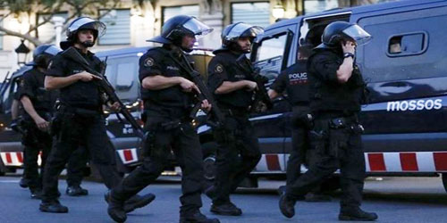 إخلاء برج يضم سفارات عدة في مدريد بعد «إنذار بوجود قنبلة» 