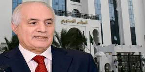 رئيس المجلس الدستوري الجزائري يقدم استقالته 