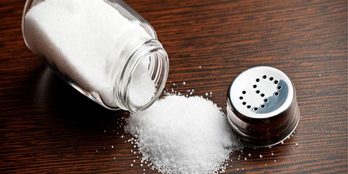 زيادة تناول الملح تسبب هشاشة العظام 