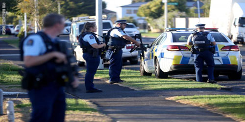 نيوزيلندا توقف إجراء تسليح الشرطة بعد خفض مستوى التهديد الإرهابي 