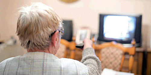 التلفاز يضعف ذاكرة كبار السن 