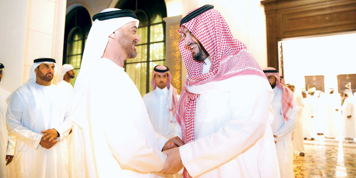  الأمير تركي بن محمد خلال لقائه محمد آل نهيان