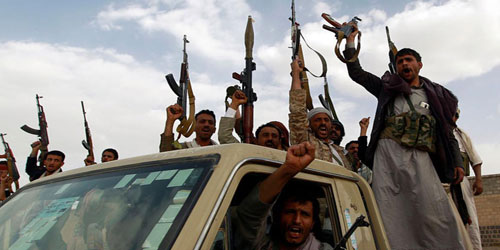 الميليشيات الحوثية تمنع إقامة صلاة التراويح في مساجد صنعاء وتحولها إلى محاضرات طائفية 