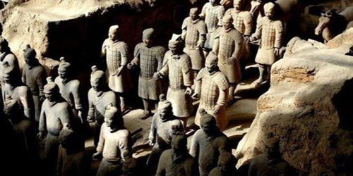 اكتشاف 95 مقبرة تعود إلى 650 عاماً في حرم جامعة ببكين 