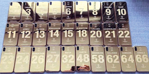  هاتف «iPhone X» مخصص للاعبي ليفربول ومطلي بالذهب