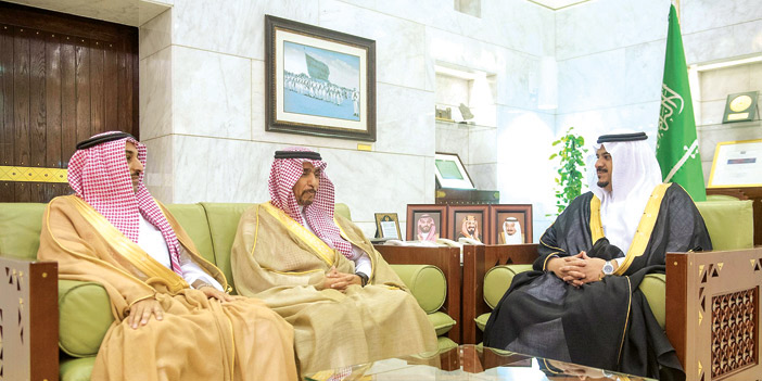  الأمير محمد بن عبدالرحمن خلال استقباله المهندس السعدان