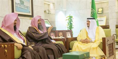 أمير منطقة الرياض بالنيابة يستقبل منسوبي فرع هيئة الأمر بالمعروف بالمنطقة 