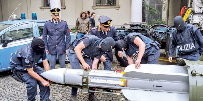  الصواريخ القطرية التي عثرت عليها الشرطة الإيطالية