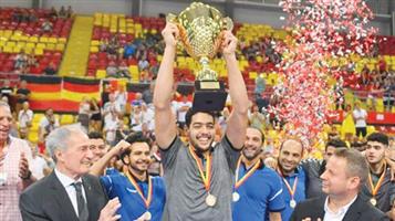 منتخب مصر للناشئين يحقق كأس العالم لكرة اليد لأول مرة 
