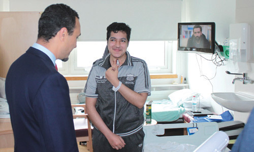  الأمير خالد بن بندر يطمئن على صحة المرضى