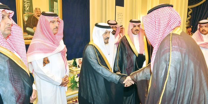 استقبل عدداً من أصحاب الفضيلة والمسؤولين بمنطقة الرياض 