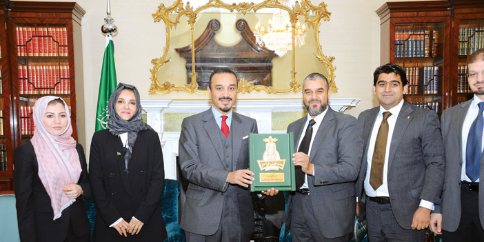 الأمير خالد بن بندر استقبل وكيل جامعة الملك عبدالعزيز وأعضاء برنامج علماء المستقبل 