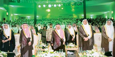 أمير منطقة الرياض: المملكة تعيش في وحدة متزامنة مع هذا اليوم 