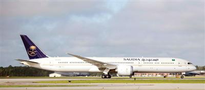 «بوينج» تسلِّم الطائرة الأولى من طراز «دريملاينر 787-10» للخطوط السعودية 