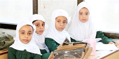 التحاق 210 من الأيتام اليمنيين في مدارسهم 