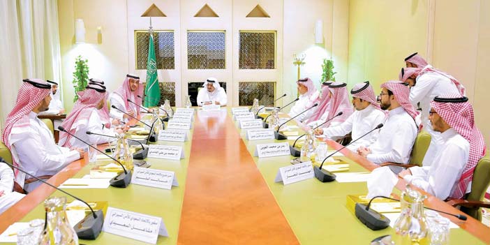اجتمع بأعضاء الاتحاد السعودي للأمن السيبراني والبرمجة والدرونز 
