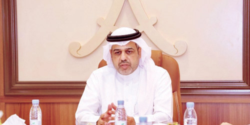  عادل آل الشيخ خلال ترؤسه الاجتماع