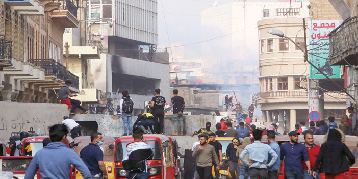 العراق.. تجدد الاشتباكات بين الأمن والمتظاهرين 