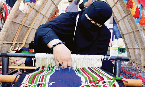 أمانة المنطقة الشرقية تقيم مهرجان الأحياء للأسواق الشعبية القديمة 